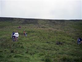 Descending the rough moorland from Petre's Cross to Huntingdon Warren