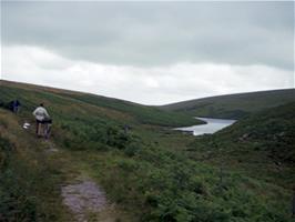 Colin on the Abbots Way behind the Avon Dam