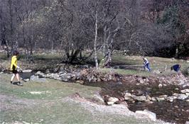 Clan wars across the river Mardle near Chalk Ford