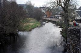 View along the River Culm to The Strand at Culmstock, with Matthew Tewson on Culmstock Bridge