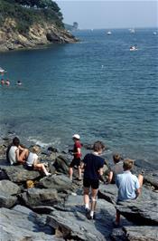 The group on the beach at Helford Passage waiting for the ferry to Helford