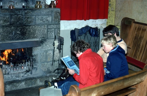 17 Jan 1981 · Bellever Youth Hostel: Day 1 Home to Bellever